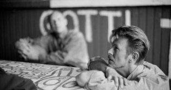 Unveröffentlichte Schwarz-Weiß-Aufnahmen von David Bowie in München zu (Foto: Christine de Gracy)